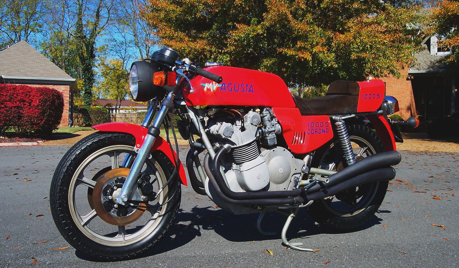 10. MV Agusta Monza (1977) Kubik: 837cc Topphastighet: 233km/h 10. MV Agusta Monza (1977) Kubik: 837cc Topphastighet: 233km/h