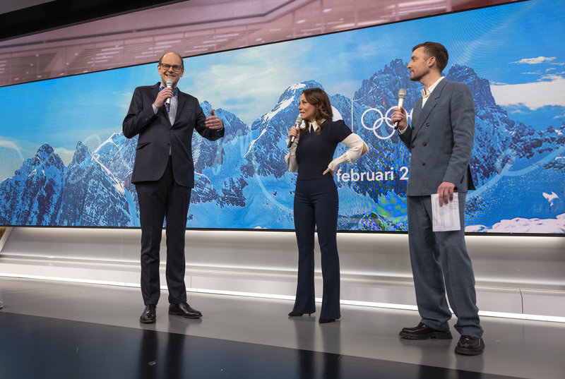 Lasse Granqvist, expertkommentator ishockey och programledarna Tilde de Paula Eby och Axel Pileby är några av Lindbergs kollegor på TV4 under OS. Foto: Anders Wiklund/TT