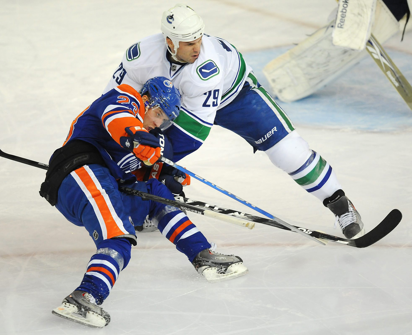 11. Fiasko i NHL – men i AHL toppar Oklahoma City serien och förbereder sig för slutspel. Dock blir det utan Linus Omark då han skulle behöva gå igenom waivers först och Oilers skulle riskera att tappa svensken. Därmed är han tillgänglig för Tre Kronor. 11. Fiasko i NHL – men i AHL toppar Oklahoma City serien och förbereder sig för slutspel. Dock blir det utan Linus Omark då han skulle behöva gå igenom waivers först och Oilers skulle riskera att tappa svensken. Därmed är han tillgänglig för Tre Kronor.