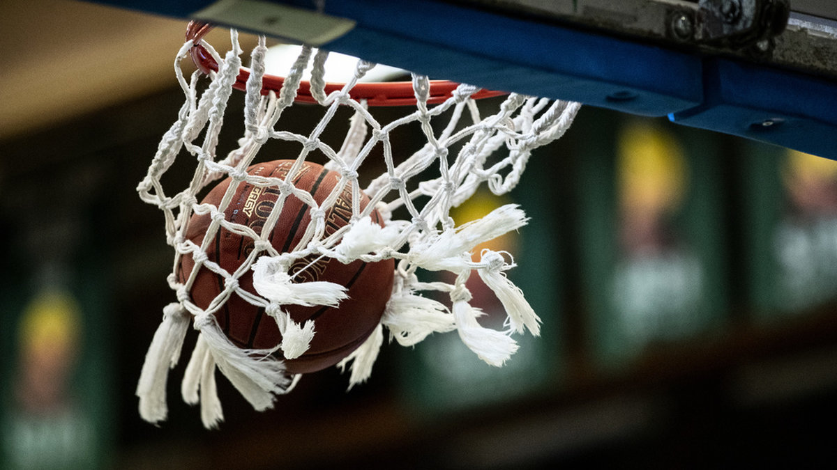 Södertälje Basketbollklubb tvingas pausa barn- och ungdomsverksamheten efter skjutningarna i stadsdelen Ronna. Arkivbild.