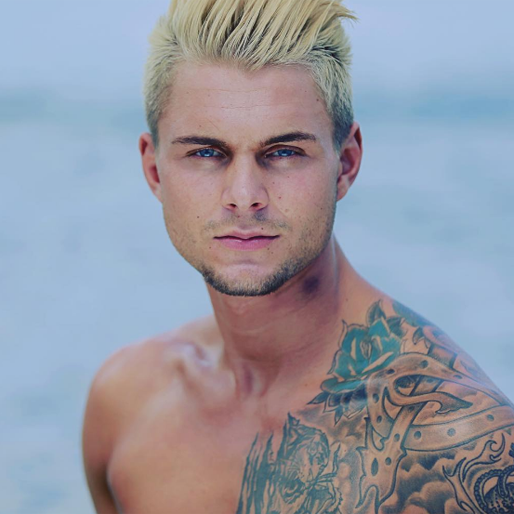 Johannes Ex On The Beach