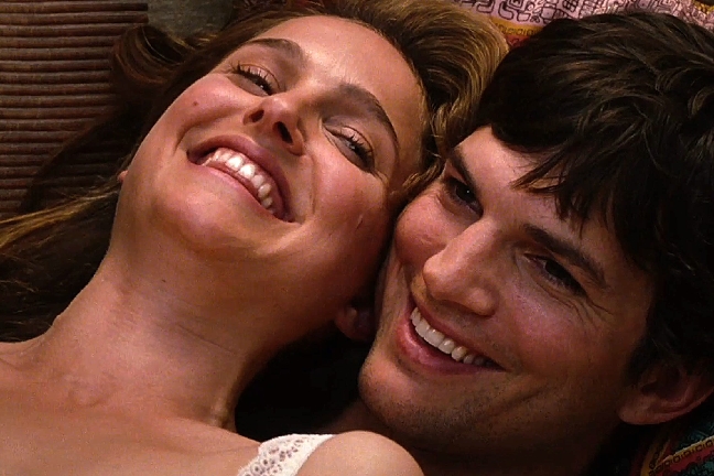 Ashton Kutcher och Natalie Portman inleder ett förhållande - men bara om sex. 