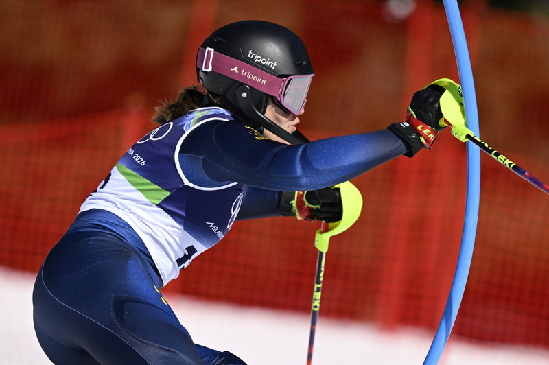 Anna Swenn Larsson, femma i OS-slalomen inför det andra åket. 