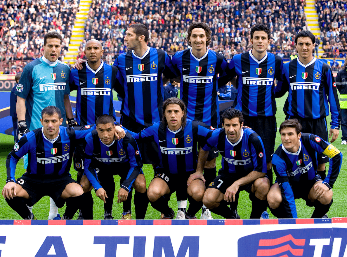 Sedan bar det av till Inter. Ganska många legendarer på samma bild. Kan du namnge alla? Sedan bar det av till Inter. Ganska många legendarer på samma bild. Kan du namnge alla?