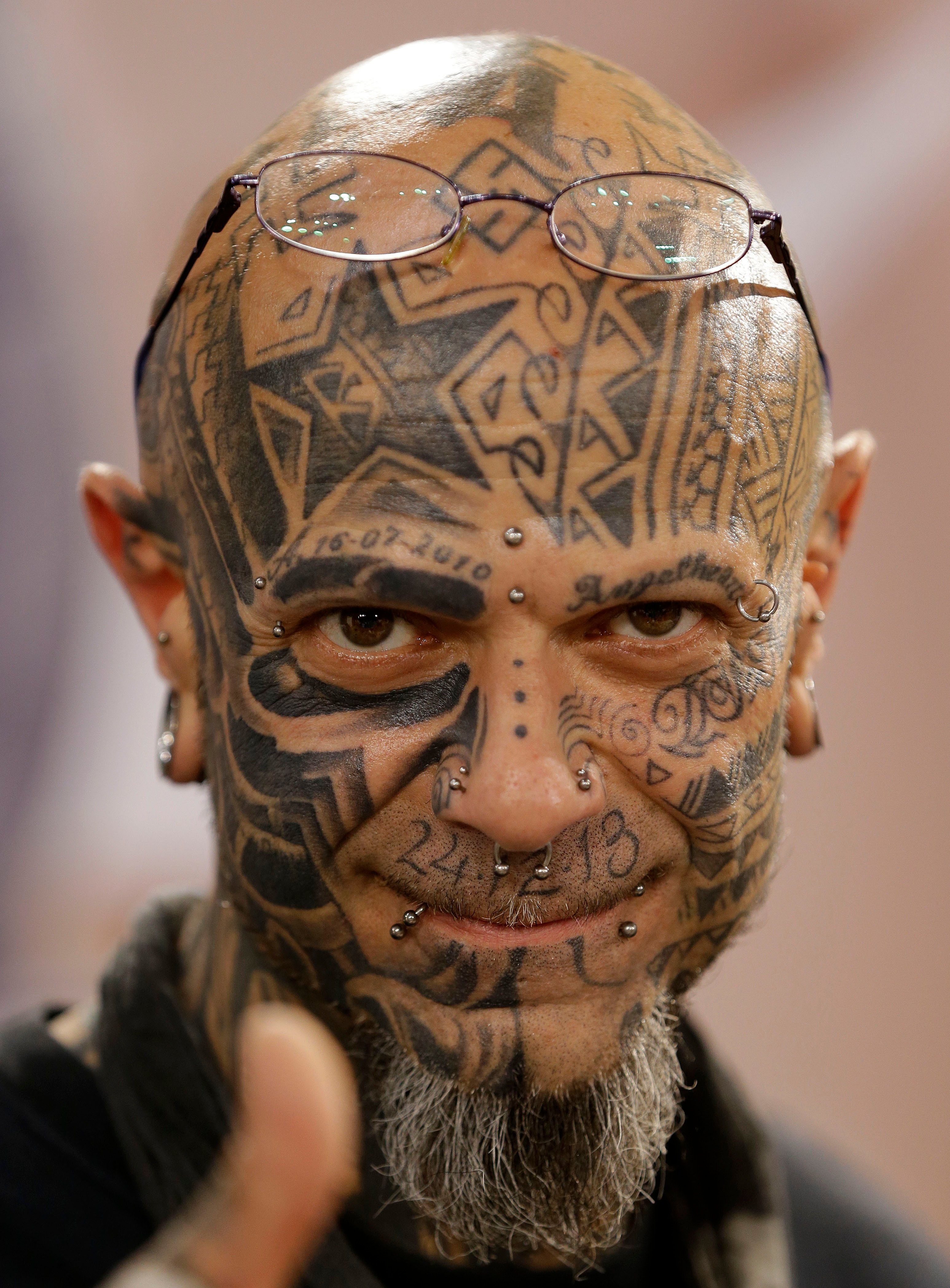 Piercing och tatueringar