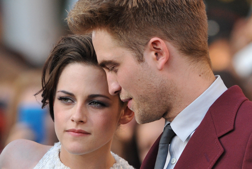 Kristen Stewart, Twilight, Otrohet, Robert Pattinson