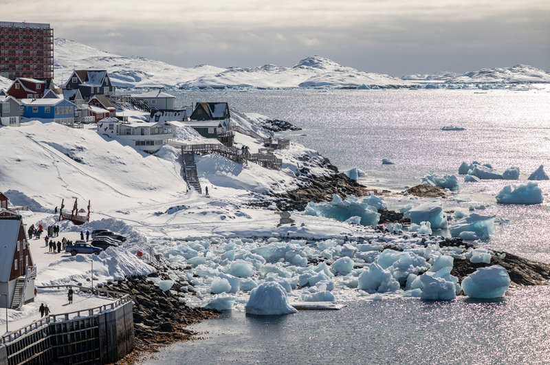 Bild tagen i Kolonihamnen i Nuuk i våras.