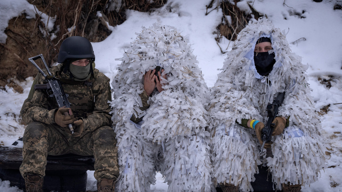 Medlemmar av Siberiska bataljonen under en militär övning utanför Kiev i december förra året, då journalister hade bjudits in för att bekanta sig med gruppen. Arkivbild.
