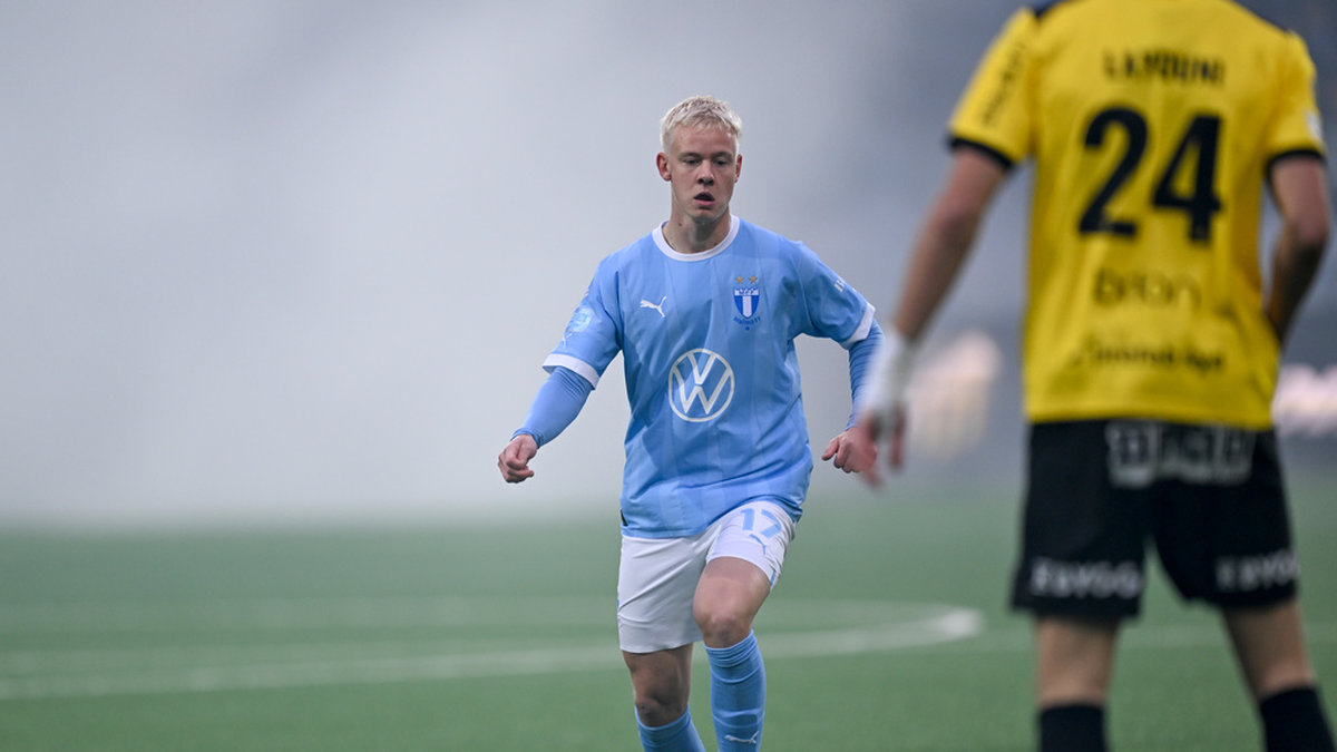 Malmö FF:s Otto Rosengren visade vägen när U21-landslaget vann VM-kvalmatchen mot Nordmakedonien. Arkivbild.