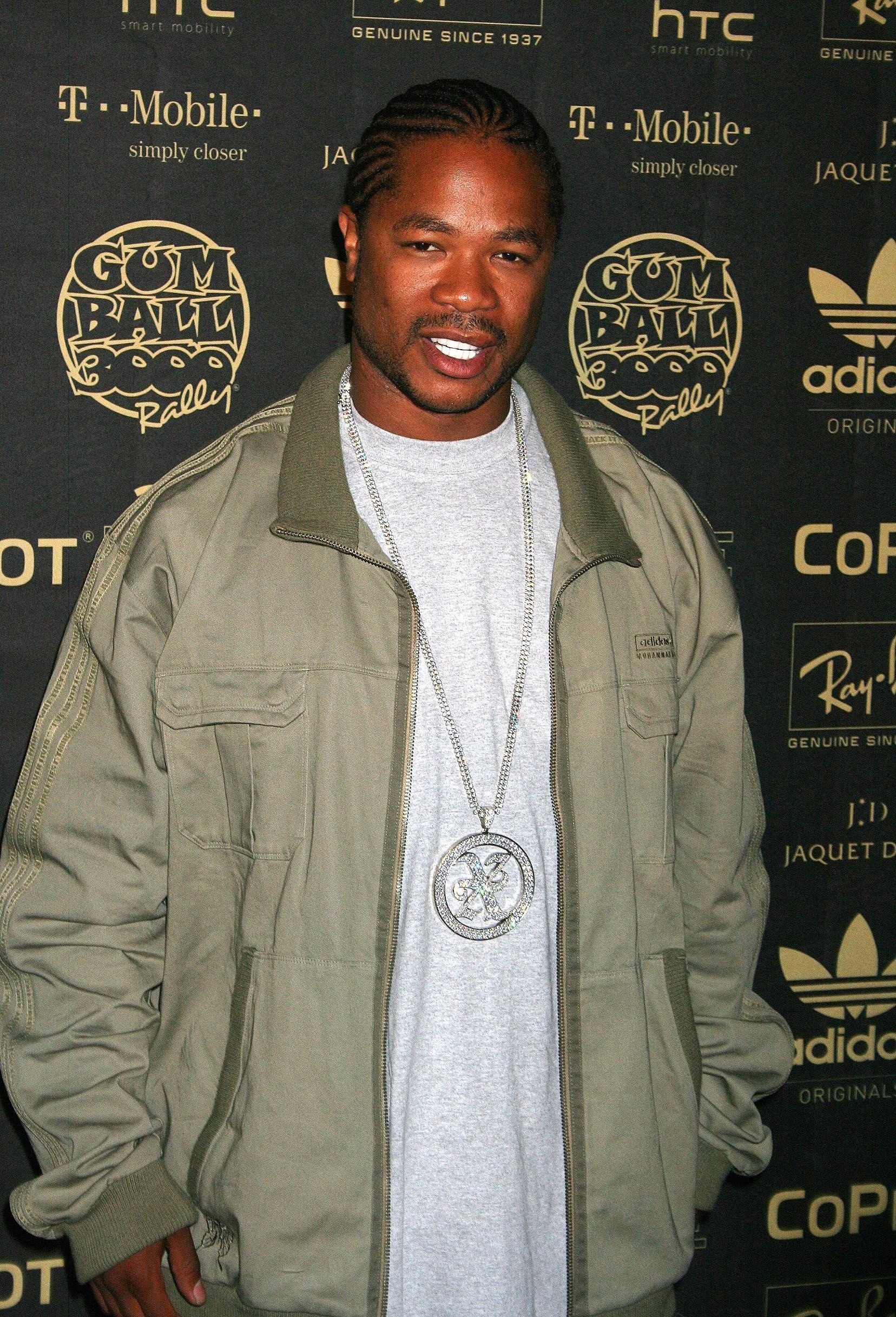 2009 fick rapparen Xzibit, som vi sett i bland annat Pimp my ride betala. Skattemyndigheten pantsatte hans tillhörigheter för att kompensera de uteblivna skatter på ca. 3,5 miljoner kronor han glömt att betala. 2009 fick rapparen Xzibit, som vi sett i bland annat Pimp my ride betala. Skattemyndigheten pantsatte hans tillhörigheter för att kompensera de uteblivna skatter på ca. 3,5 miljoner kronor han glömt att betala.