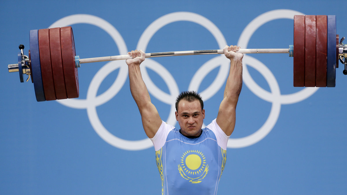 Ilya Ilyin tog världsrekord i tyngdlyftning under OS i London. 233 kg i stöt ledde till ett OS-guld