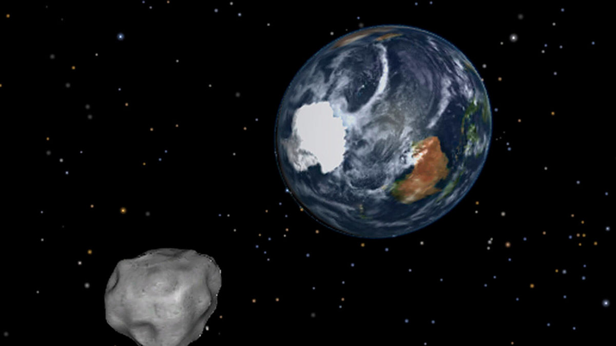 Asteroiden är sjukt stor. 