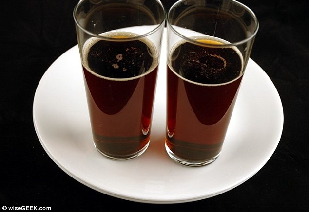 496 milliliter Coca Cola inehåller 200 kalorier. 496 milliliter Coca Cola inehåller 200 kalorier.