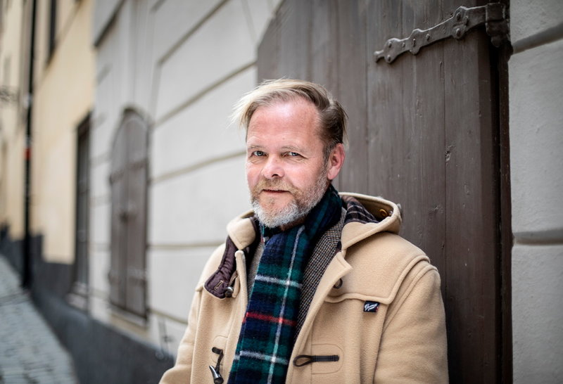 'Tidigare böcker har främst varit fiktion men den här blir mer komplicerad av att jag är inuti den. Så frågan blir till vilken grad jag i boken verkligen är jag', säger författaren Christian Kracht.