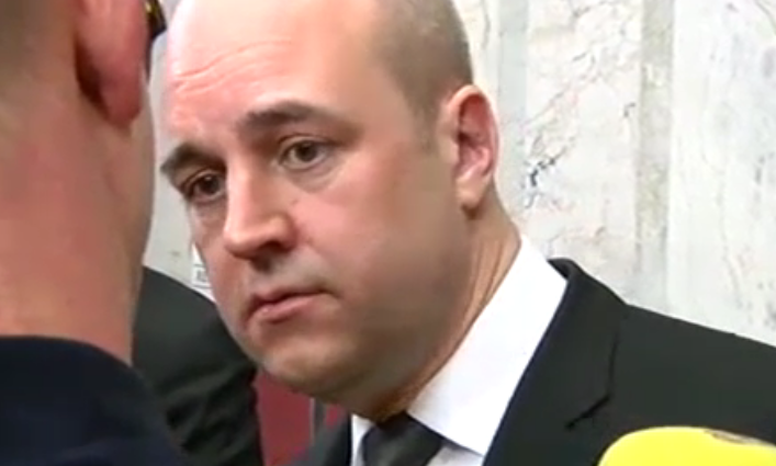 Fredrik Reinfeldt var mycket försiktig i sina uttalanden om terrordådet.