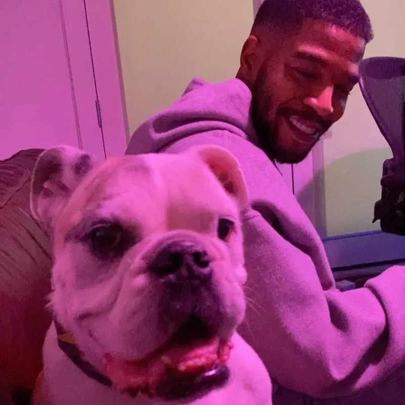 Kid Cudi med sin hund Kid Cudi med sin hund