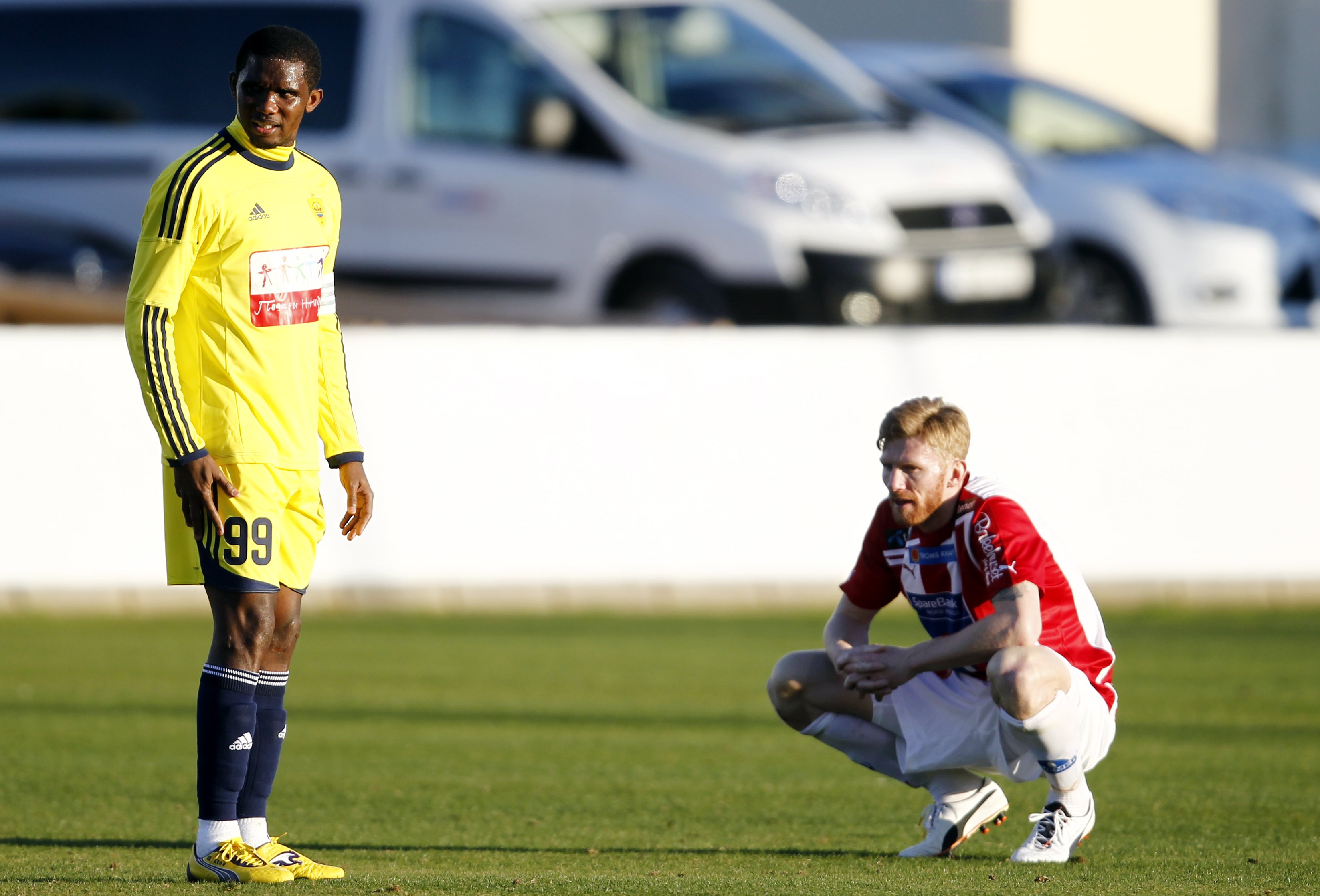 Bäst betald av alla Samuel Eto'o i Anzhi med en årslön på 169 miljoner kronor per år. Bäst betald av alla Samuel Eto'o i Anzhi med en årslön på 169 miljoner kronor per år.
