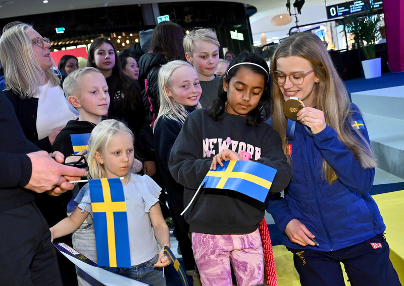 Isabella Wranå har lockat fler till curlingen genom OS-guldet och sitt engagemang i sociala medier.