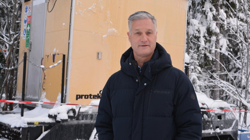 David Woodall, vd för det australiensiska gruvbolaget Aura Energy, var nyligen i Jämtland för att få med sig politiker och invånare på sina gruvplaner. Pressbild.