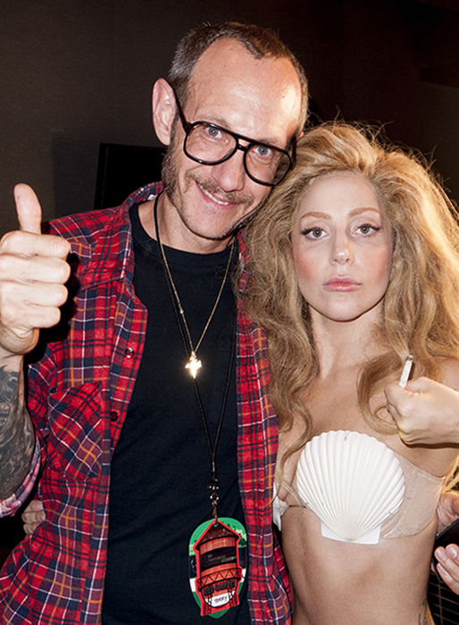 Även Lady Gaga har plåtats av Terry Richardson. Även Lady Gaga har plåtats av Terry Richardson.