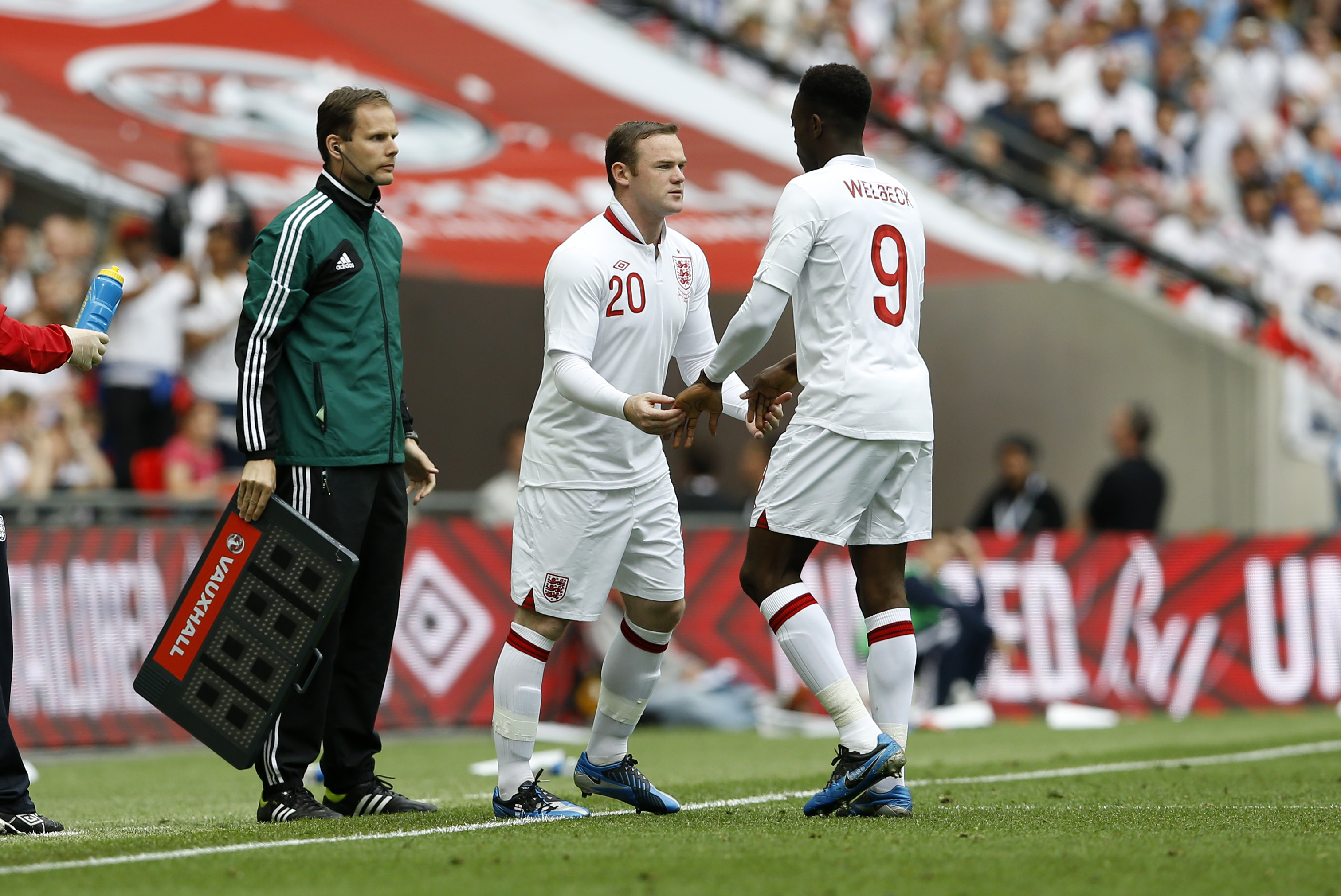Rooney byttes in mot Danny Welbeck när England besegrade Belgien med 1-0 på lördagen. 