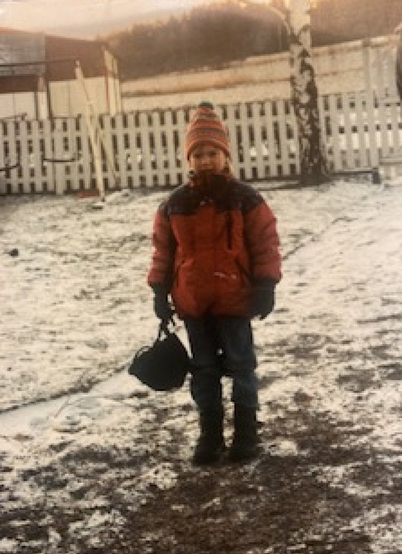 Redan i tidig ålder tvingades Sophie till nattliga ridturer. Foto: Privat Redan i tidig ålder tvingades Sophie till nattliga ridturer. Foto: Privat