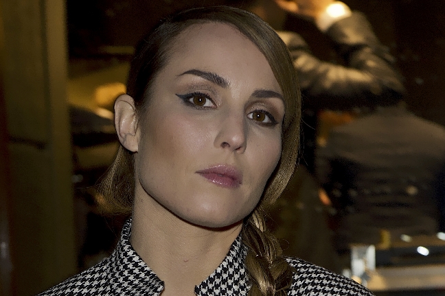 Noomi på hemmaplan i Sverige. Noomi på hemmaplan i Sverige.