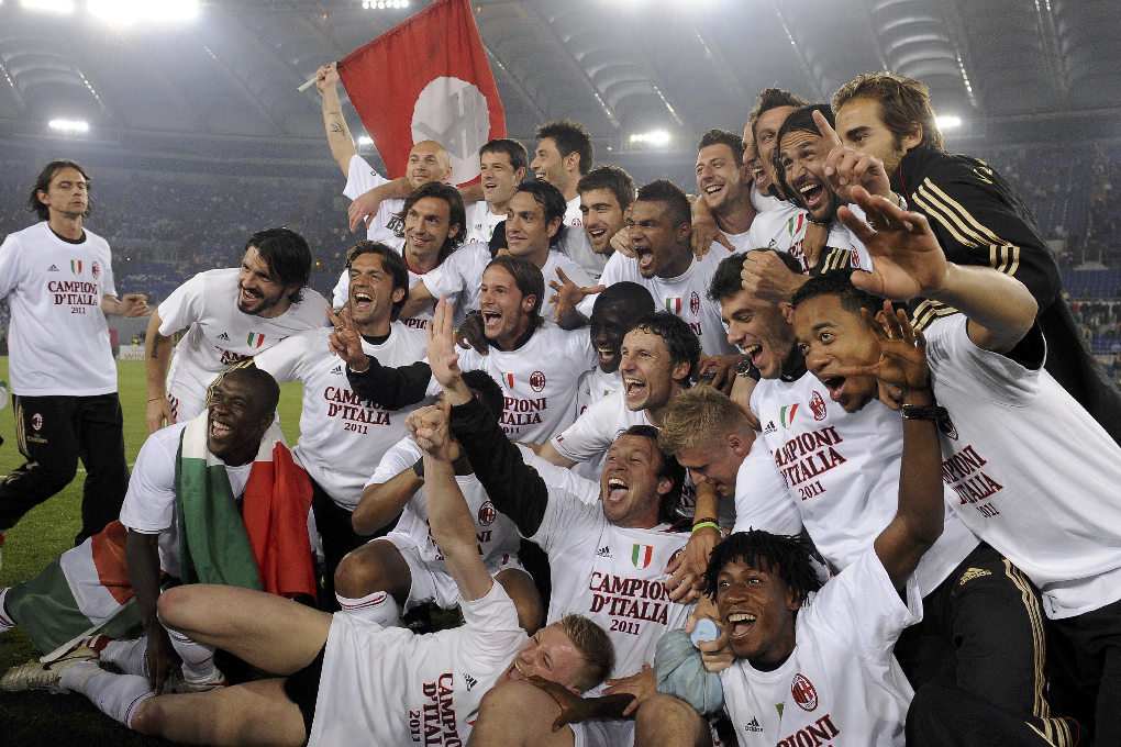Milan har varit i toppen av Serie A under större delen av säsongen. Nu står de också som välförtjänta vinnare. Milan har varit i toppen av Serie A under större delen av säsongen. Nu står de också som välförtjänta vinnare.