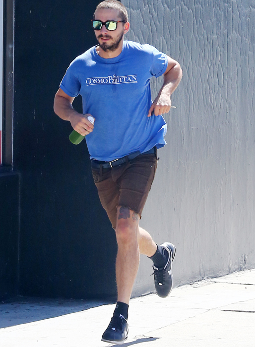 Shia LaBeouf springer till träningen. Shia LaBeouf springer till träningen.