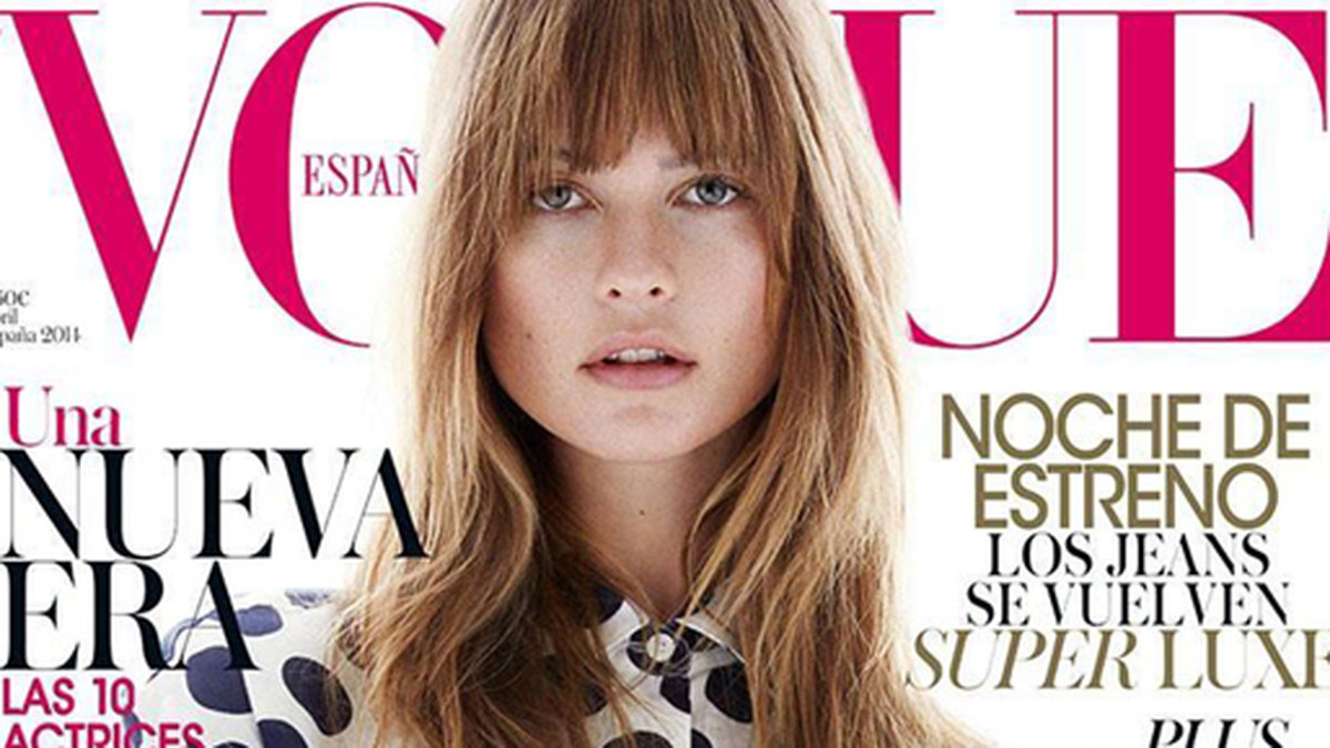 Behati Prinsloo på omslaget till spanska Vogue. 
