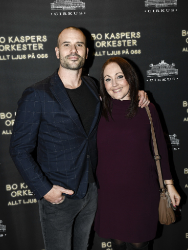 Hanna Hedlund "title =" Hanna Hedlund "/>
<figcaption> Martin Stenmark and Hanna Hedlund are a couple for 19 years. Image Source: Pontus Lundahl / TT </figcaption></figure>
<p><strong> Jonas Hallberg </strong></p>
<p> He is the stylist who styles great celebrities such as <strong> Cameron Diaz, Cindy Crawford, Kim Kardashian, Taylor Swift </strong> and <strong> Scarlett Johansson </strong>. You've probably seen Jonas in Top Model, Biggest Loser, and Vision Style </em></p>
<figure><img decoding=