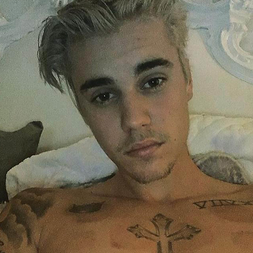 Bieber bjuder på en selfie. Bieber bjuder på en selfie.