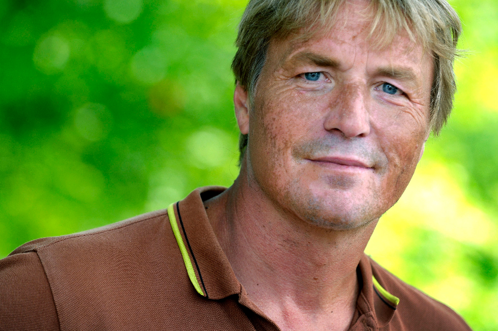 Thomas Bodström, 50, advokat, deckarförfattare, politiker, fortbollsspelare - snart även komiker.