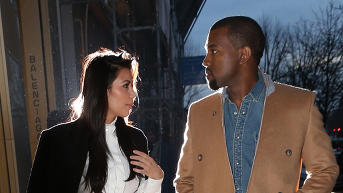 Kim i Paris tillsammans med Kanye West.