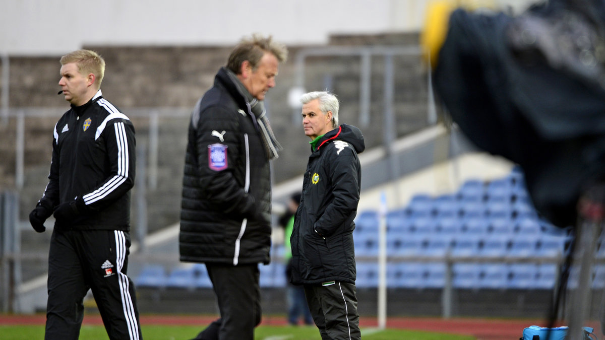 Den ende tränaren med lika stor erfarenhet som honom i svensk fotboll är Nanne Bergstrand säger han själv. 