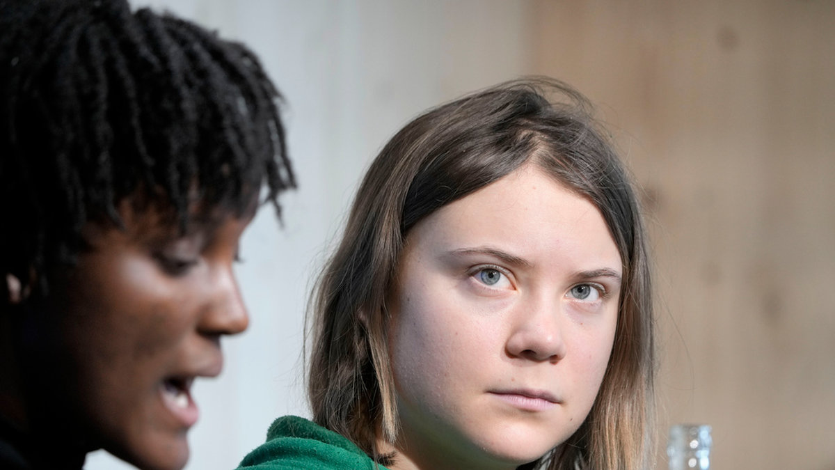 Klimataktivisterna Greta Thunberg och Vanessa Nakate har nu båda nominerats till Nobels fredspris. Bilden är från en presskonferens vid Världsekonomiskt forum i Davos, Schweiz, tidigare i januari.