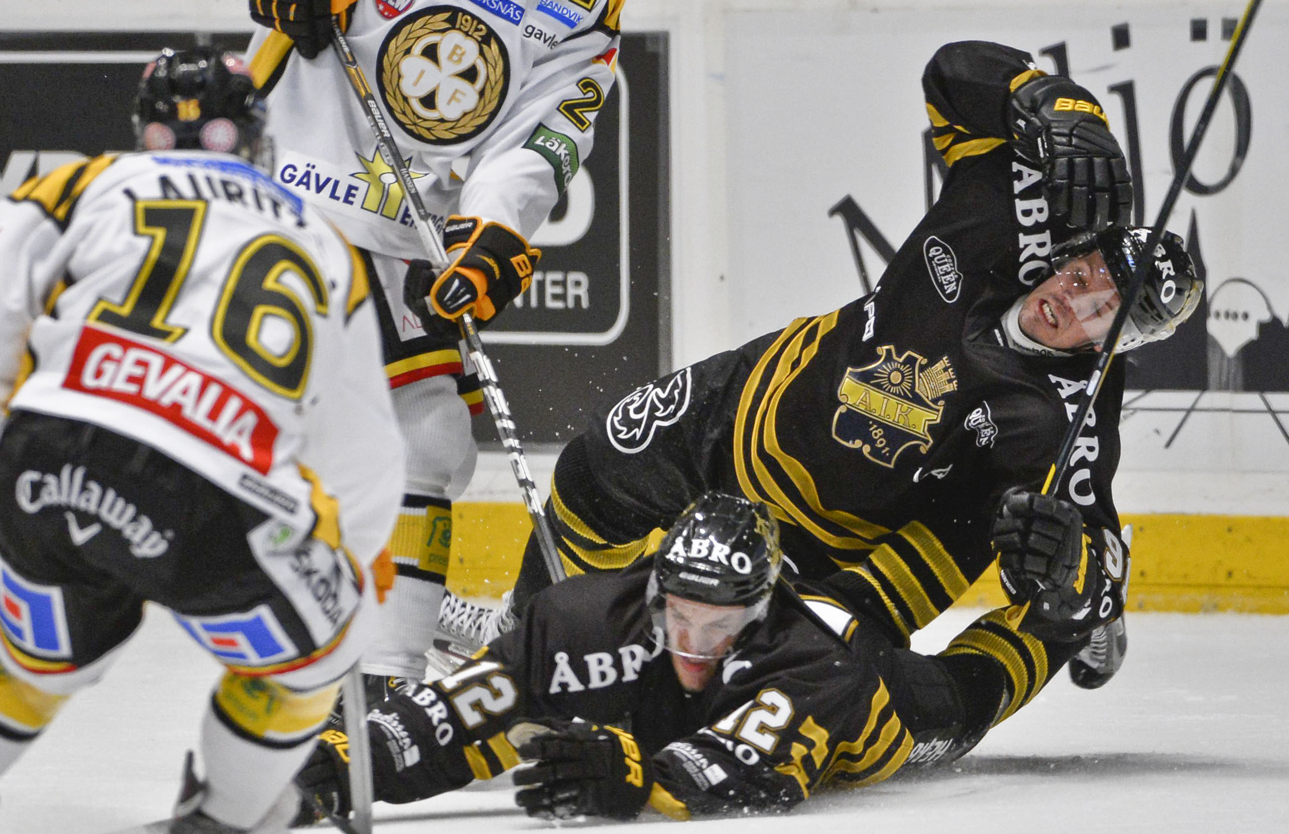 Björn Melins AIK föll - igen. Laget har ännu inte lyckats vinna denna säsong.