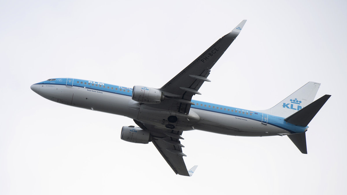 Ett passagerarplan från KLM körde på onsdagsmorgonen fast på väg ut till startbanan på Landvetter. Arkivbild.