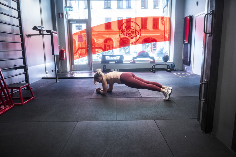 Många använder sitt friskvårdsbidrag till gymkortet. Foto: Magnus Hjalmarson Neideman/SVD/TT
