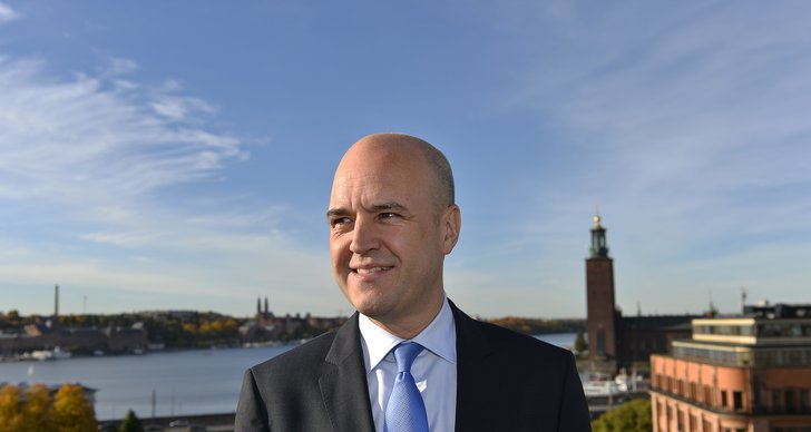 Stefan Löfven, Centerpartiet, Moderaterna, Statsminister, Fredrik Reinfeldt, Opinionsundersökning, Stridshingst