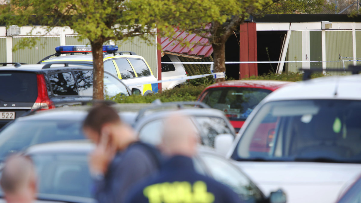 En person sköts i Svedala utanför Malmö efter klockan 17 på tisdagen.