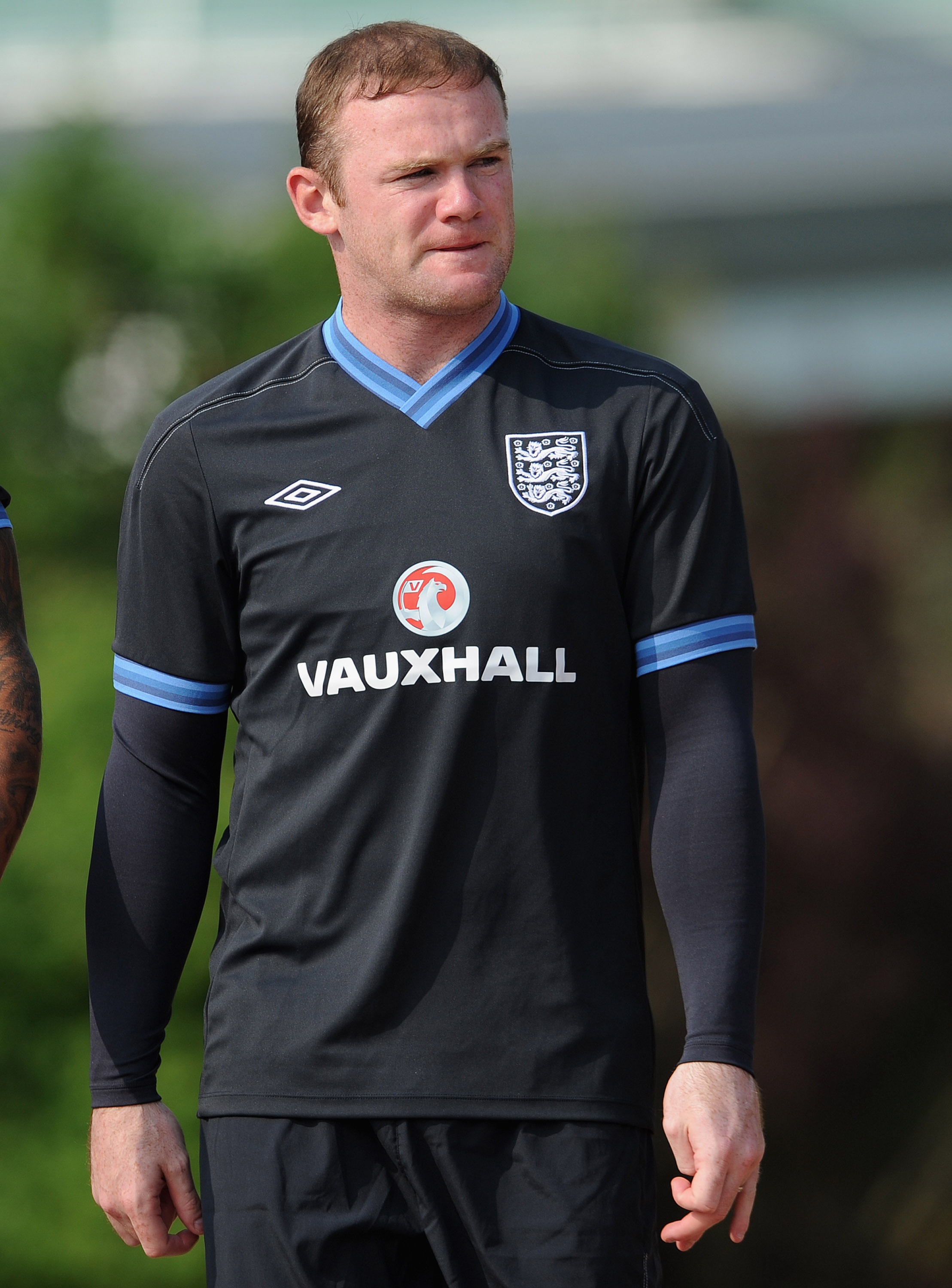 Wayne Rooney är avstängd de två första EM-matcherna.