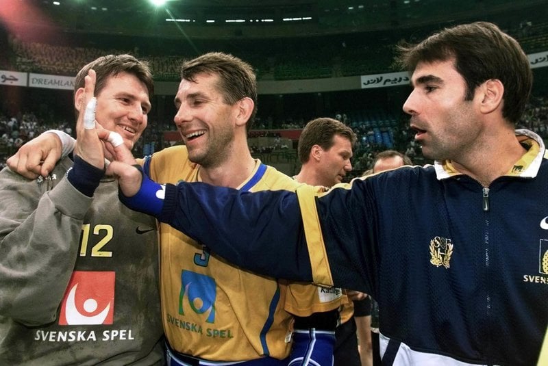 Peter Gentzal, Magnus Wislander och Tomas Svensson i VM 1999. Foto: Christof Stache/AP/TT Peter Gentzal, Magnus Wislander och Tomas Svensson i VM 1999. Foto: Christof Stache/AP/TT