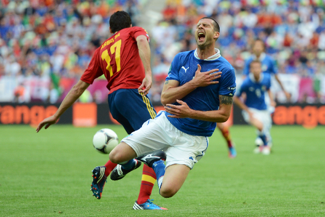 Spanien och Italien går en hård match i Gdansk - följ stormötet live på Nyheter24.