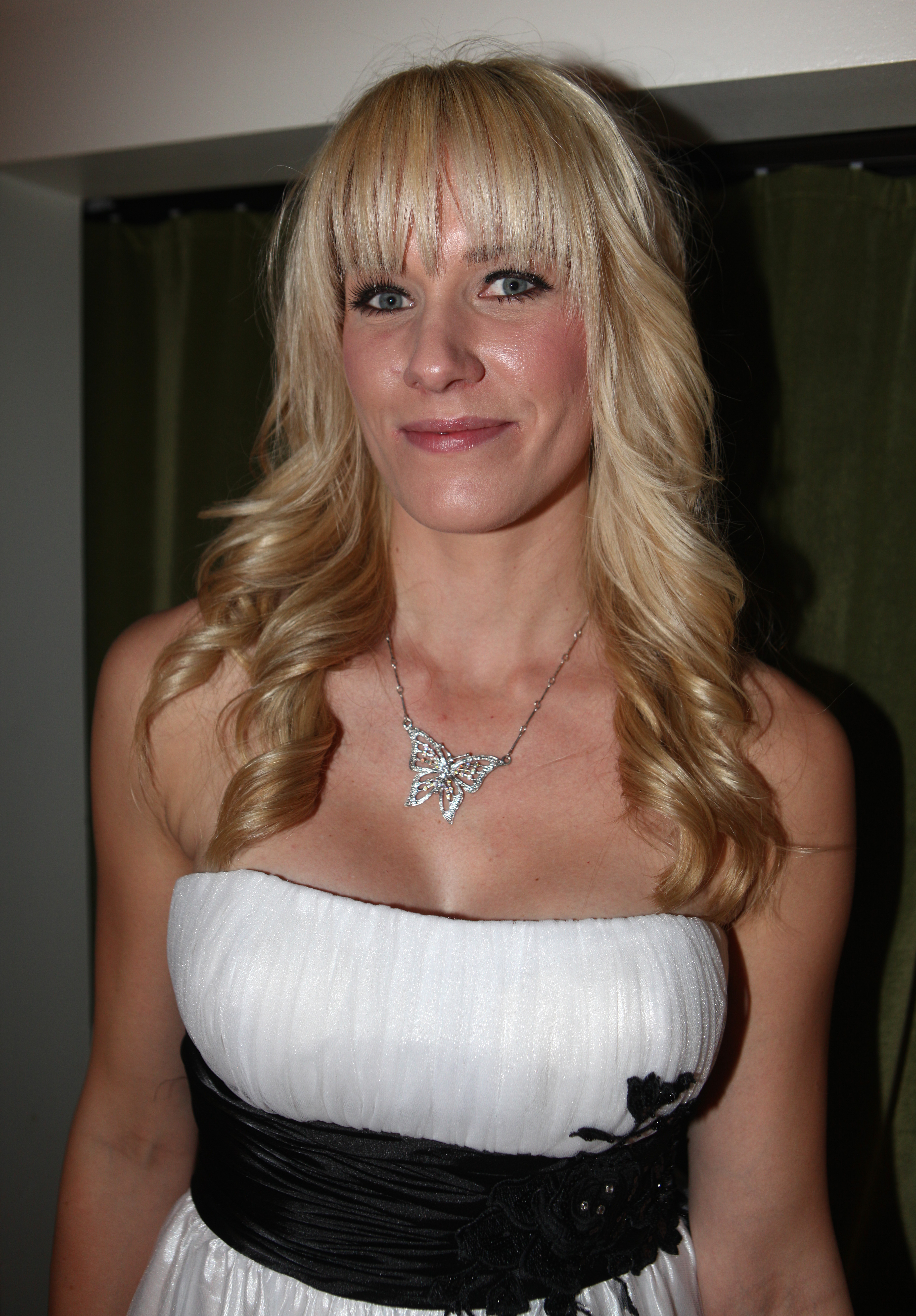 Big Brother-Hanna hade gjort sig extra fin. Big Brother-Hanna hade gjort sig extra fin.