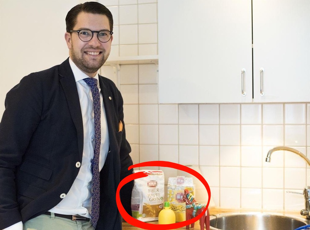 Internet får för sig att skämta lite med Åkesson - det ...