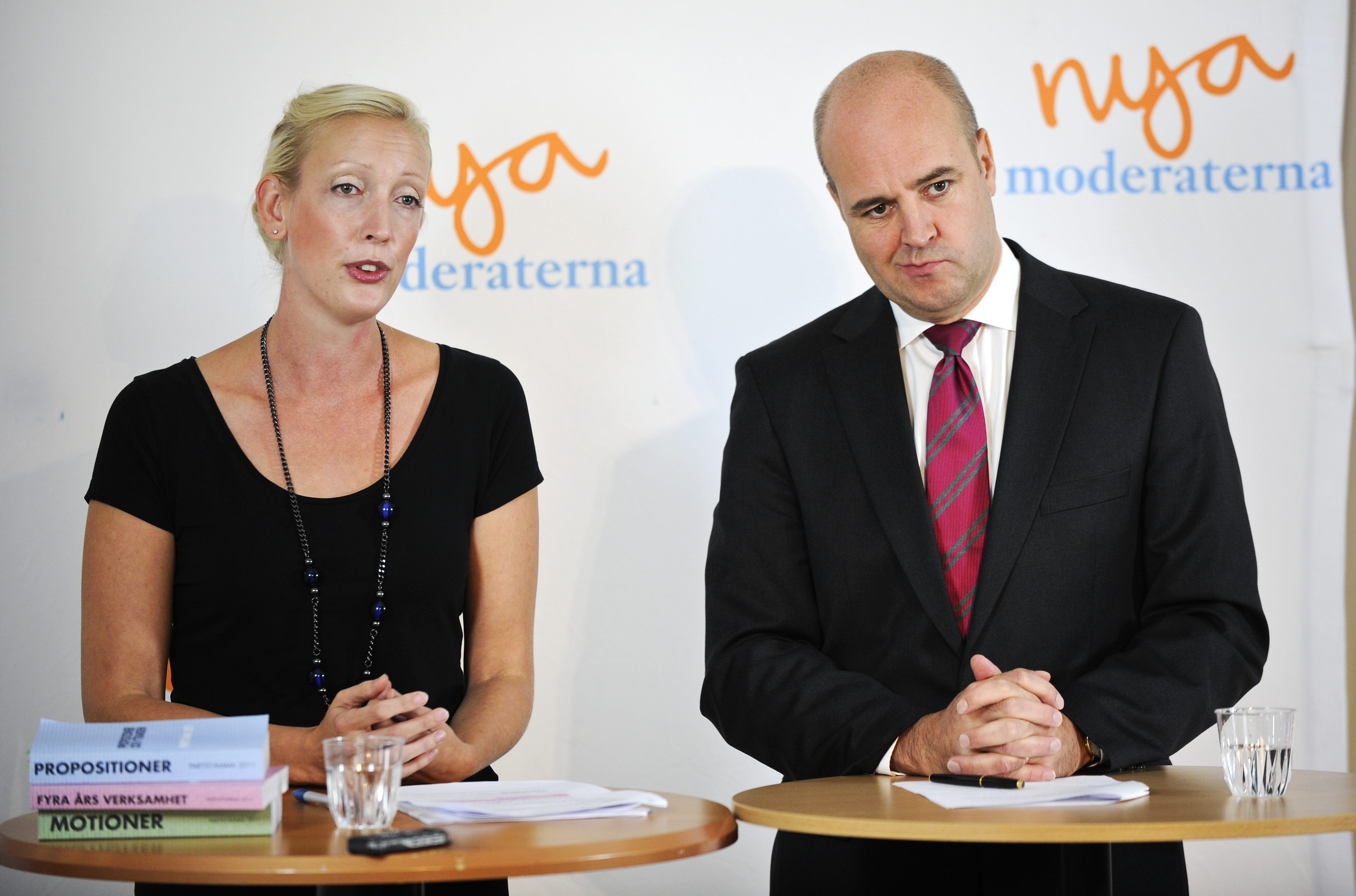 Sofia Arkelsten tillsammans med statsminister Fredrik Reinfeldt.