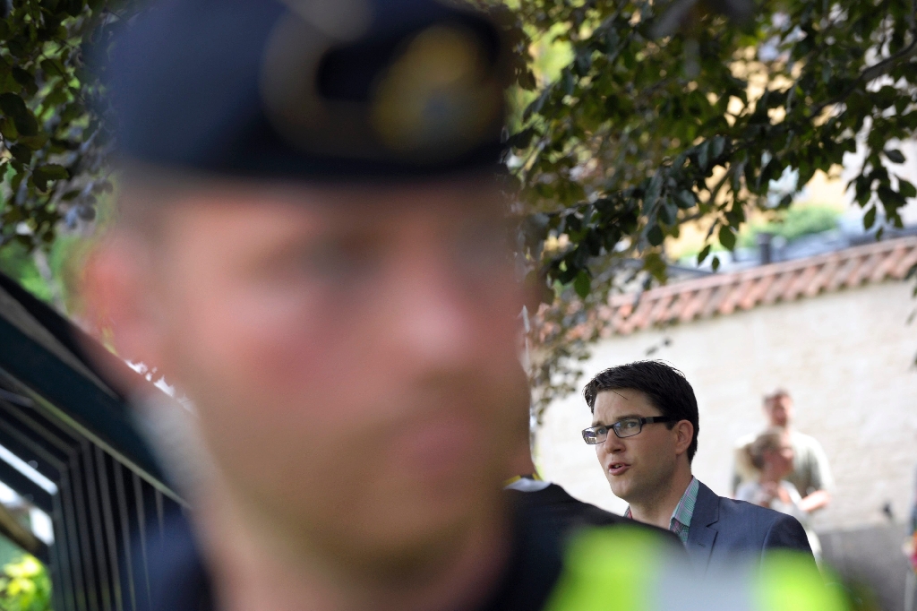 De åtta ledarna för riksdagspartierna kommer att vistas i Visby under Almedalsveckan.