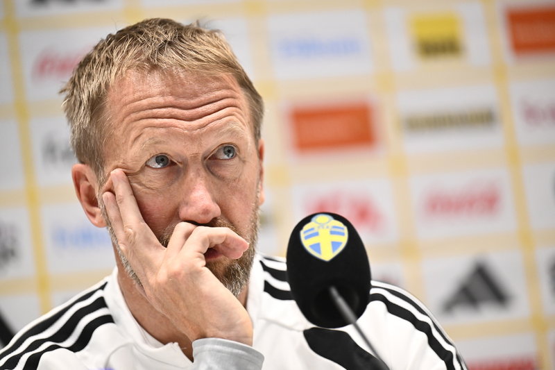 Graham Potter har en del att fundera på inför VM-premiären. 