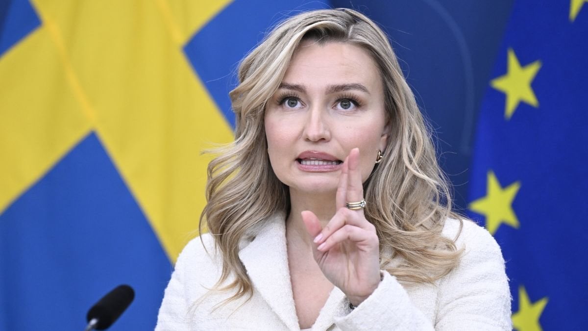 Ebba Busch dissar Sveriges Radio